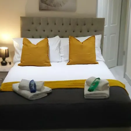 Leeds City Train Stn Apt Leeds (West Yorkshire)