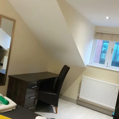 Leeds City Train Stn Apt Apartment *