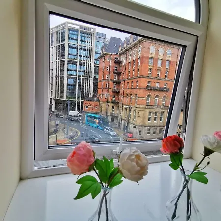 Leeds City Train Stn Apt Leeds (West Yorkshire)