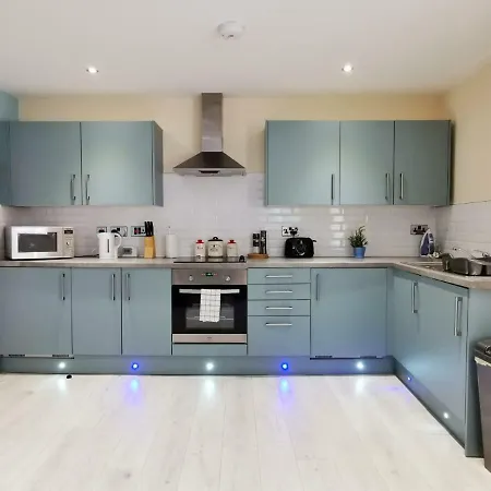 Leeds City Train Stn Apt Apartment