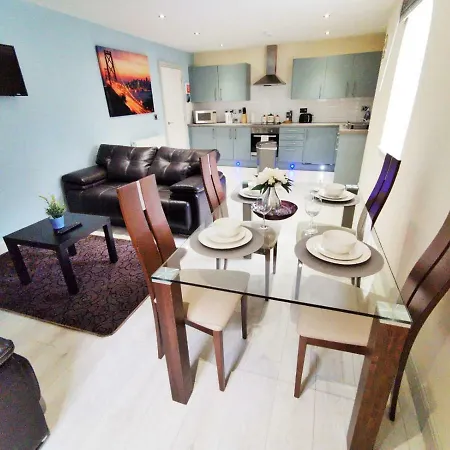 Apartment Leeds City Train Stn Apt