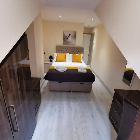 Leeds City Train Stn Apt Leeds (West Yorkshire)